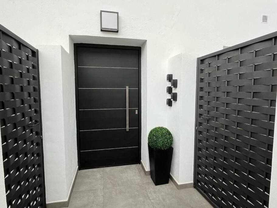 XX D Apartamentos Morales & Arnal 론다 외부 사진